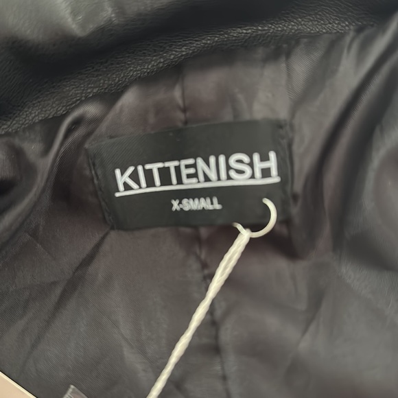 Black Pleather Kittenish Bomber - Picture 4 of 4